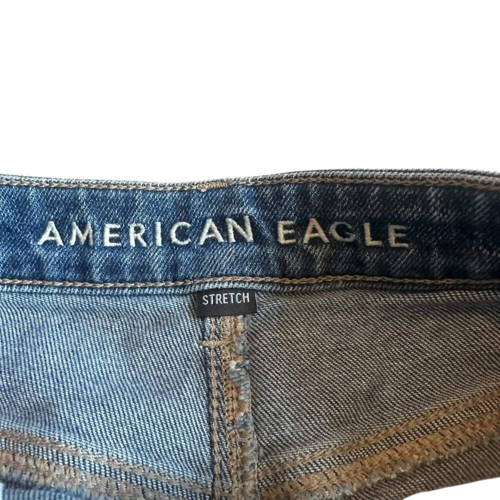 American Eagle Mom Shorts Distressed Denim Cutoff Cuffed Hem Size 8 Women's - Image 6