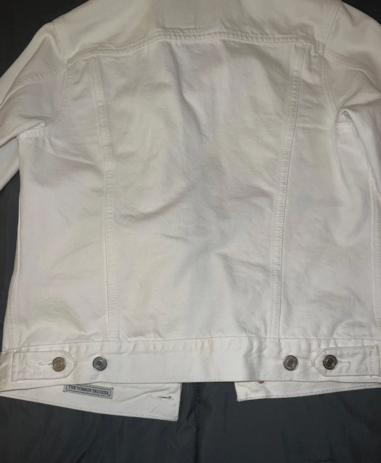 Tomboy Tucker Jean Jacket - Image 7