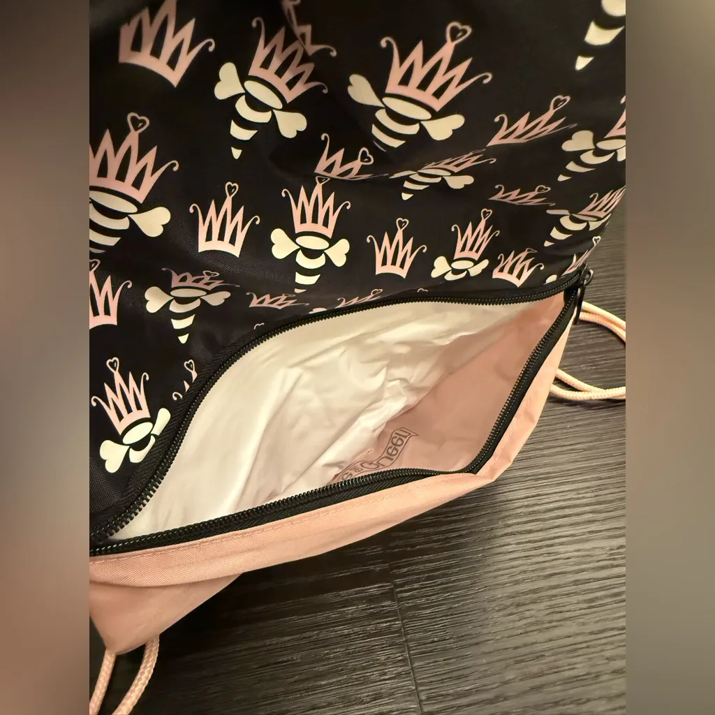 Mary Kay Bee the Queen Black & Pink Drawstring Bag Backpack - Image 4