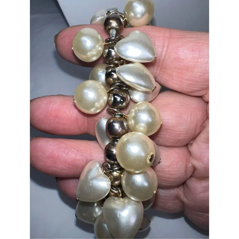 Vintage Faux Pearl Beads and Hearts‎ Roll On Bracelet Gold - Image 3