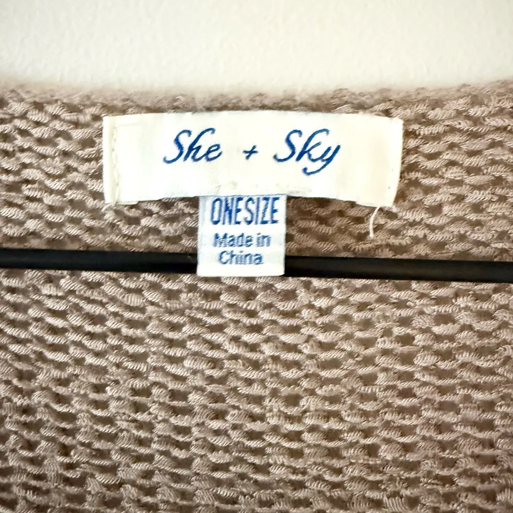 She + Sky Loose Knit Dolman Sleeve Vneck Sweater in Tan Cream Multi Stripe OS - Image 4