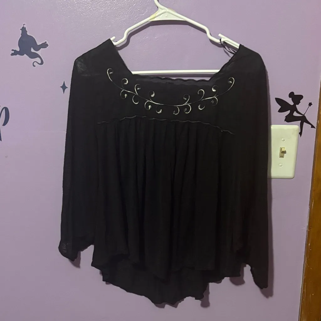 Free People Black and White Embroidered Blouse - Image 2