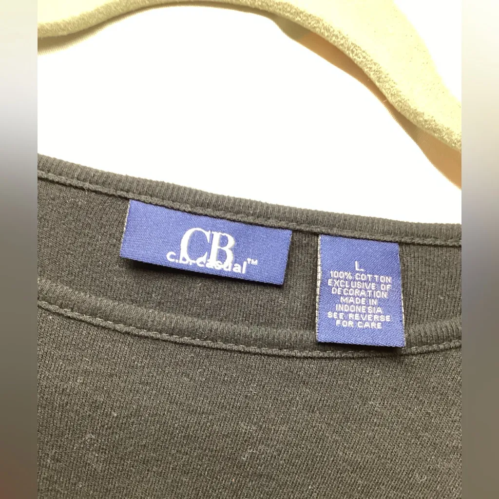 CB Casual Rhinestone Santa Shirt. Size Large Black - Image 8