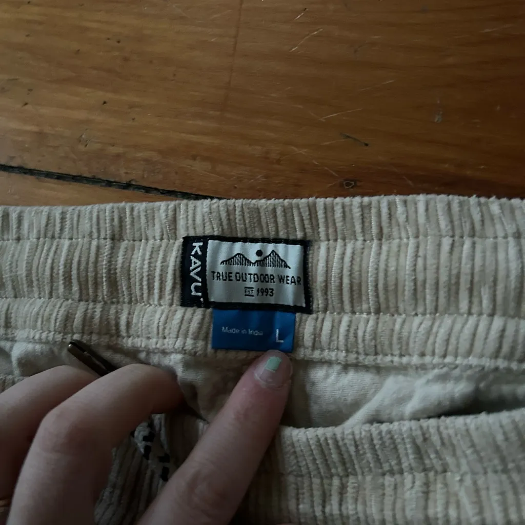 Kavu All Decked Out Pants Corduroy Irish Cream Women’s Sz Large cabincore - Image 5