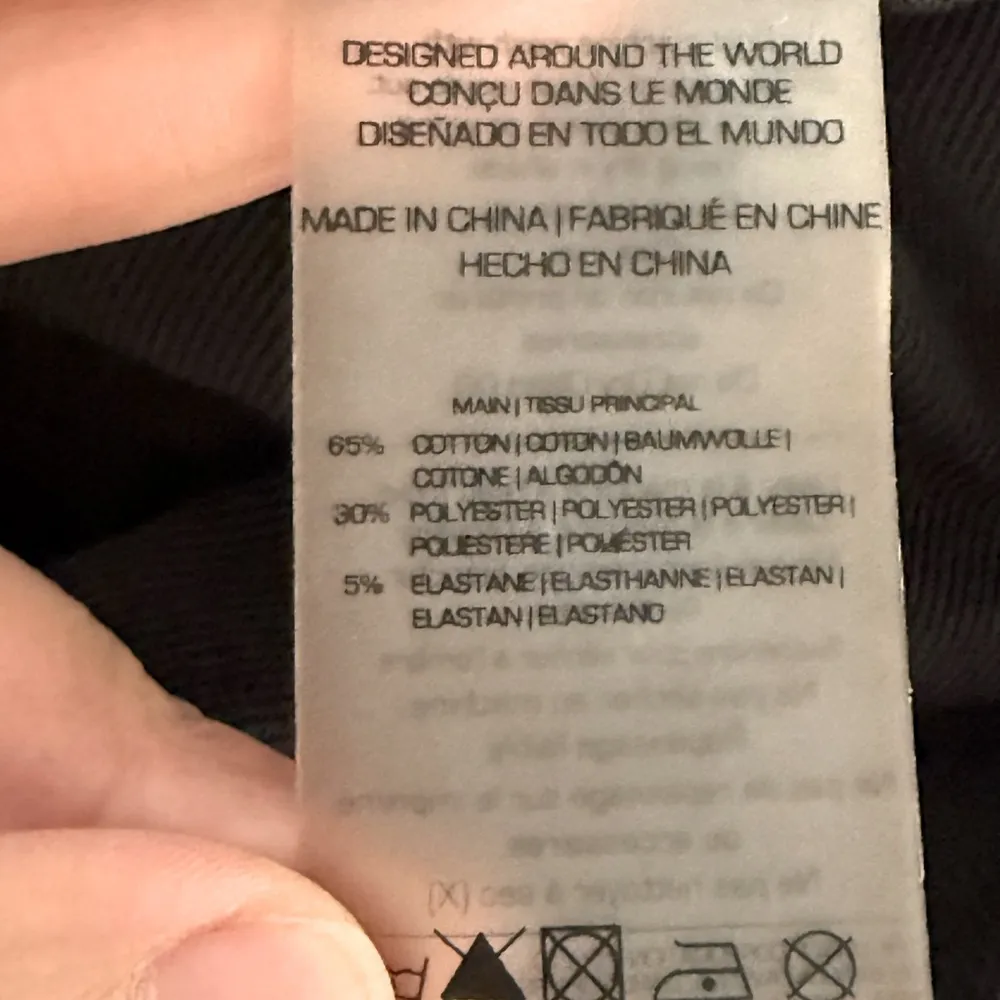 The Upside Black Sweatshirt medium Casual Pullover Crewneck Top - Image 5