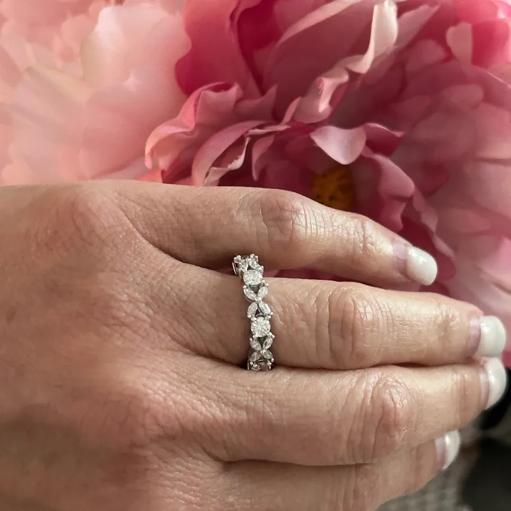 X and O Sterling Silver Moissanite Ring Size 5 - Image 7