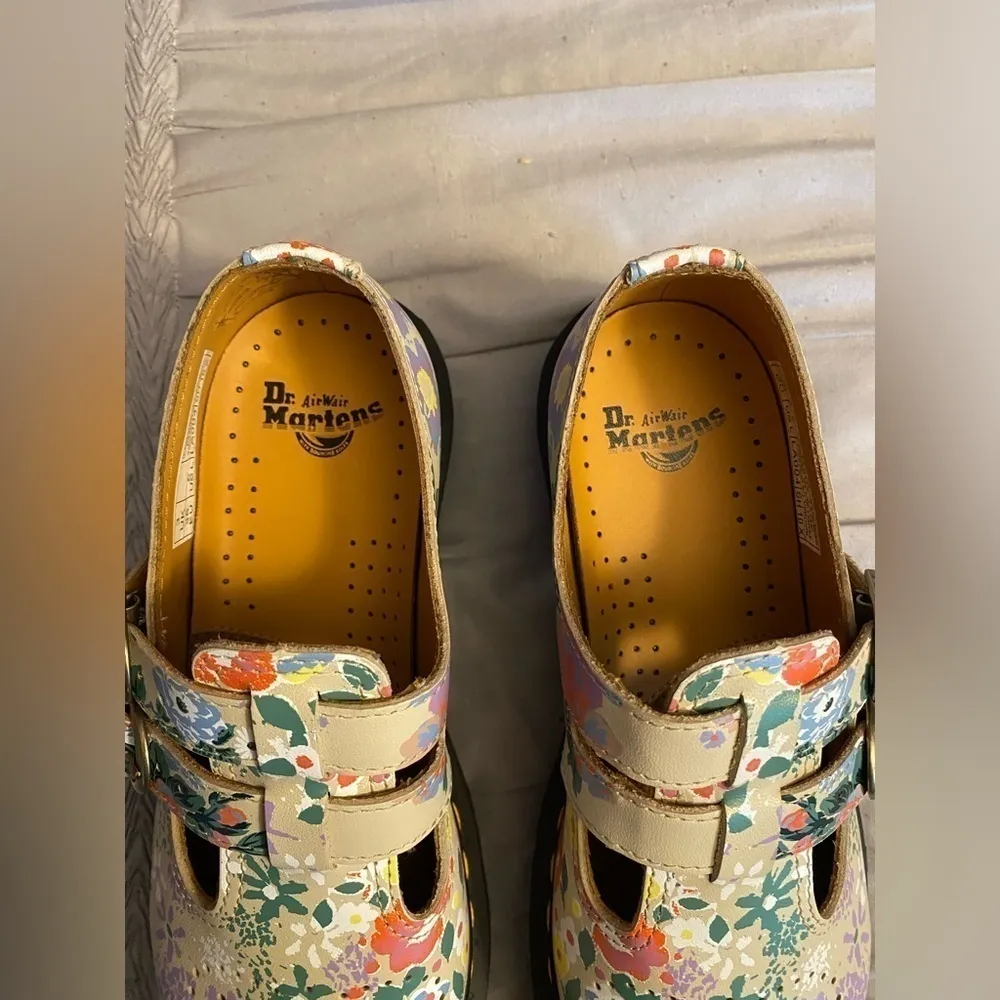 NWOT Dr. Martens 8065 Floral Mash Up Leather Mary Jane 'Parchment Beige Size 5 - Image 3
