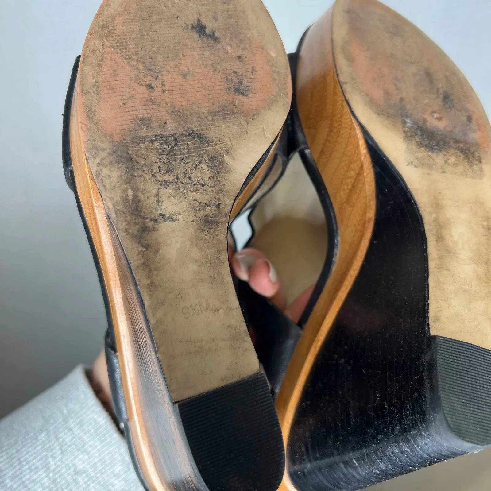 Michael Kors Black Leather Wooden Wedge Slingback Heels Women Size 9.5 - Image 5