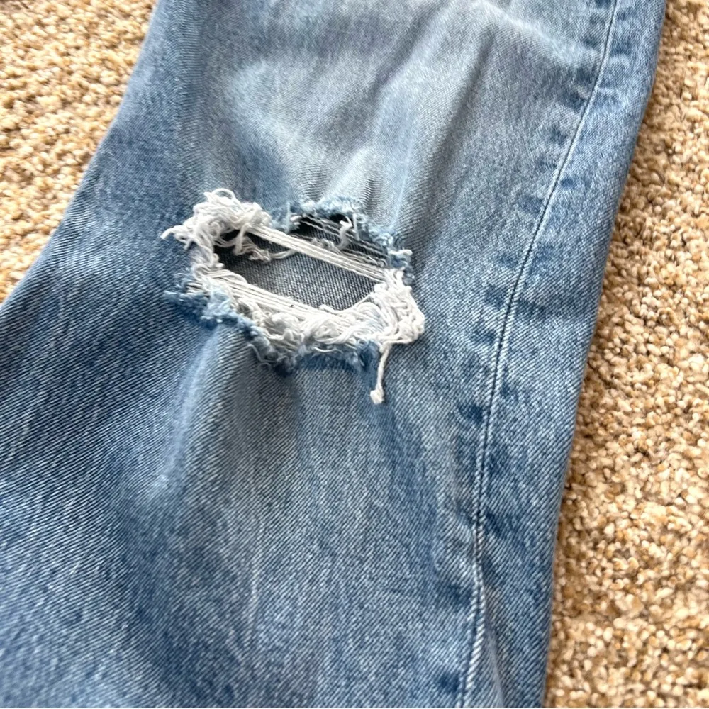 Levi’s Ribcage Straight Jeans Super High Rise 25x27 Light Wash - Image 14