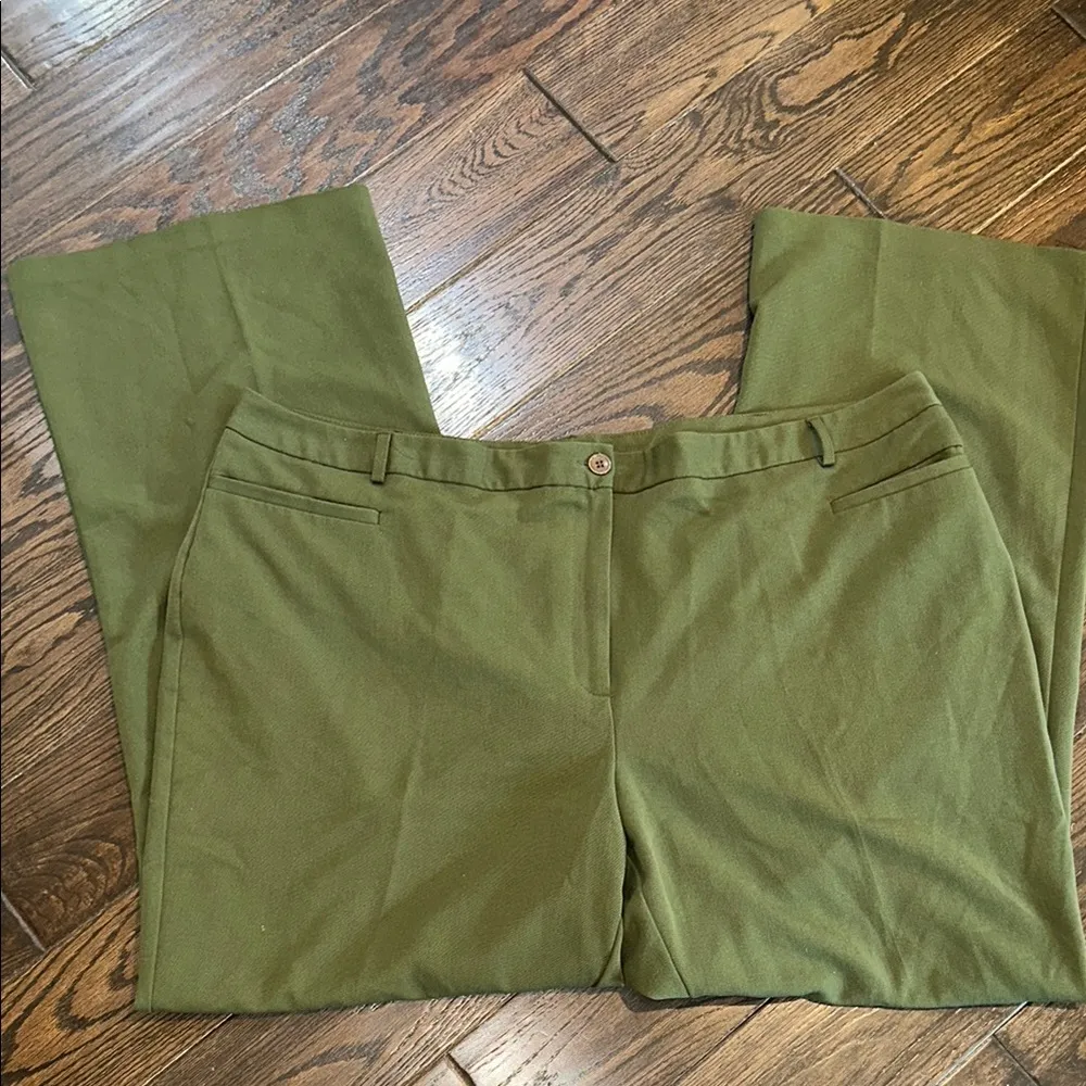 Ashley Stewart Green Pants size 26 - Image 2