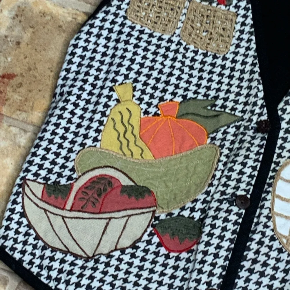 The  Country Harvest Thanksgiving Vest Medium - Image 5