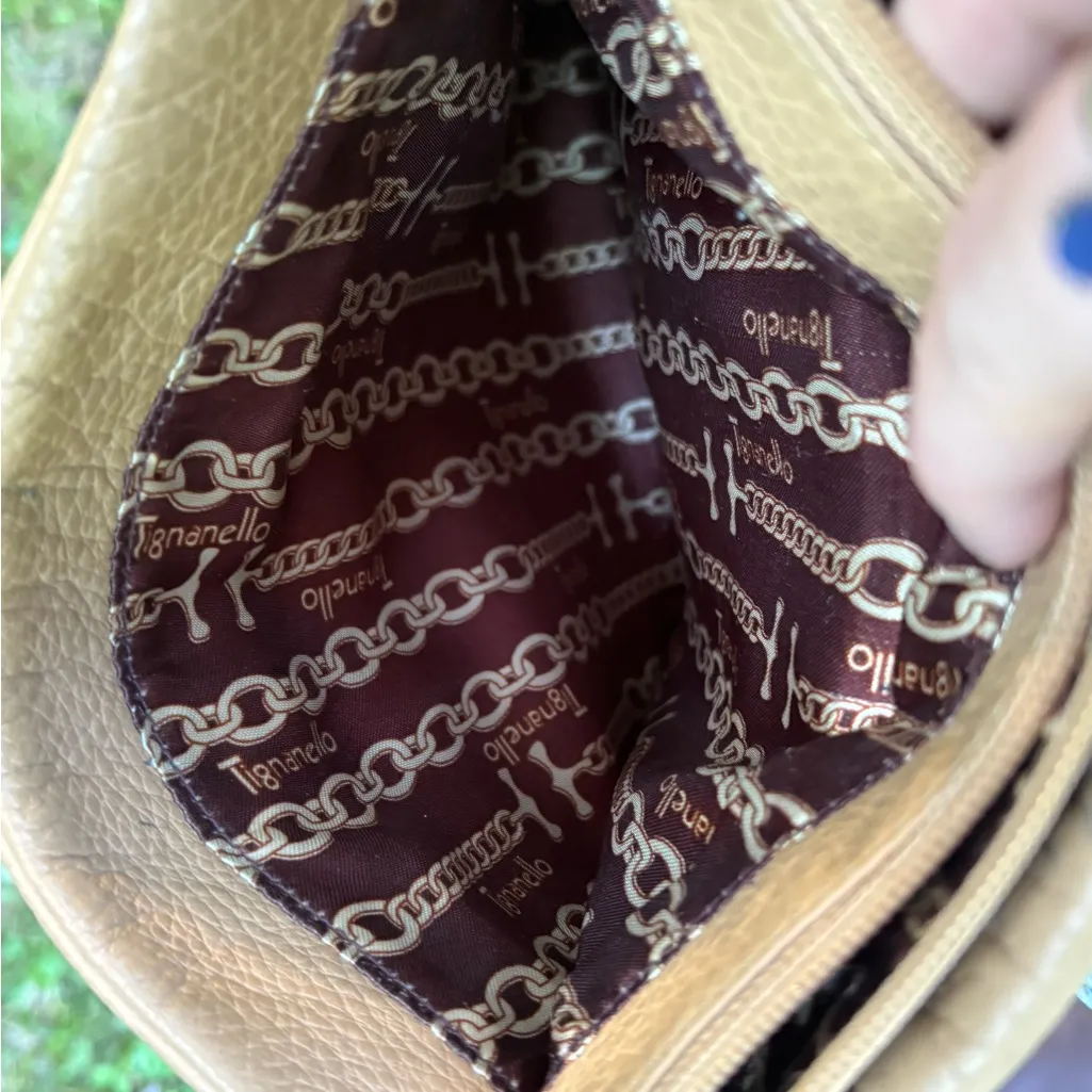Tignanello Tan Leather Crossbody Bag‎ Pocketbook Purse Everyday Casual - Image 8