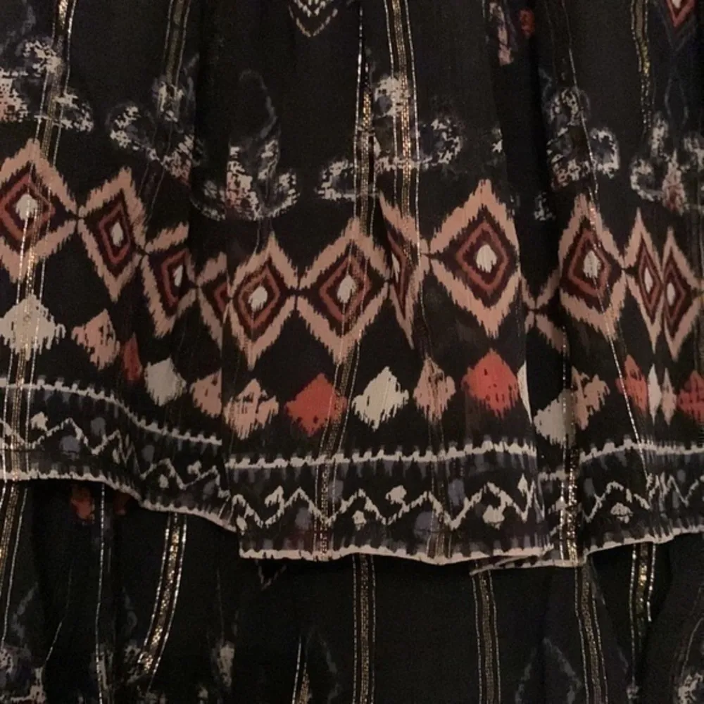 EUC Joie silk ruffled mini skirt/tube top - Image 3