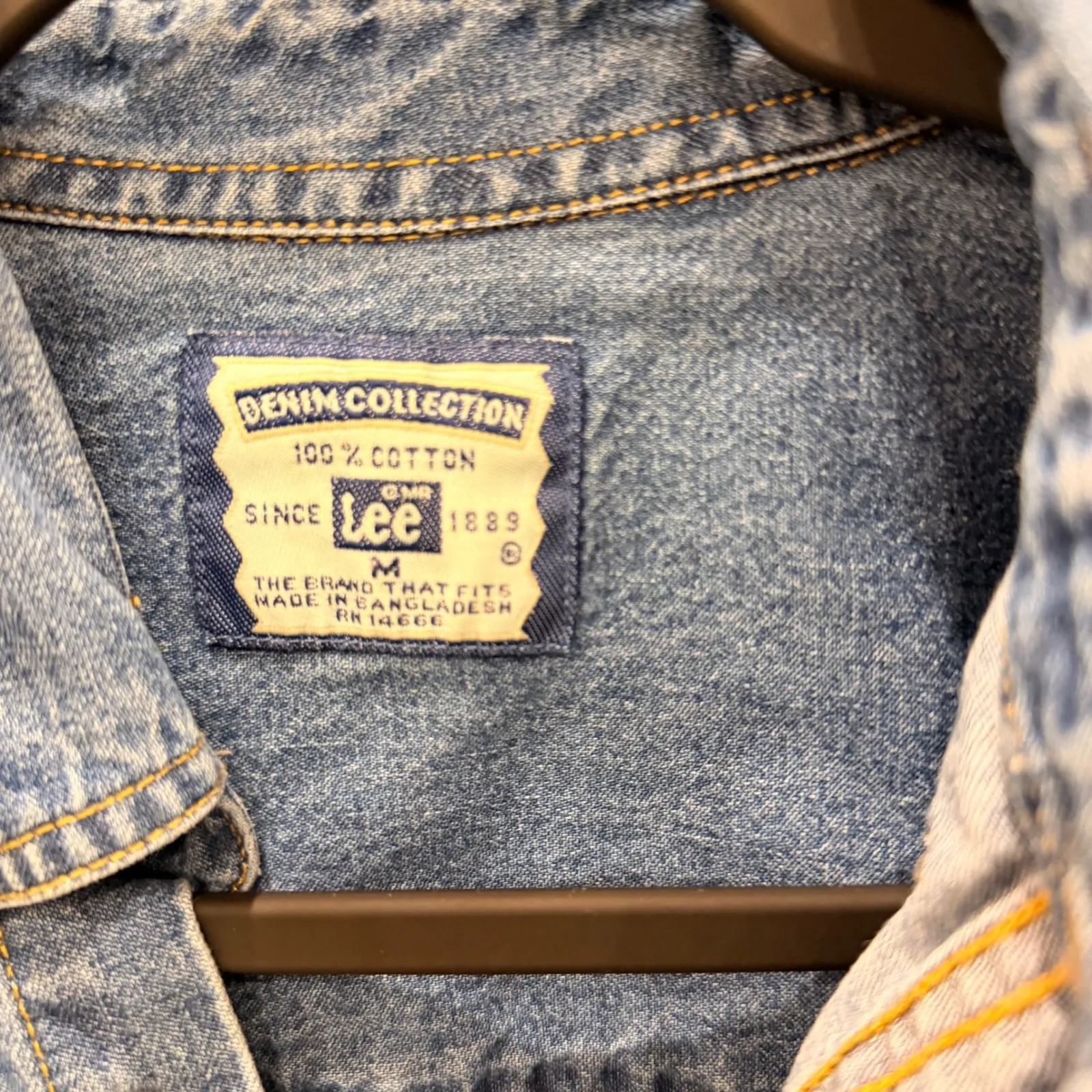 Lee Denim Collection Mens Long Sleeve Button Up Shirt Snowman Patch Blue Size M - Image 3