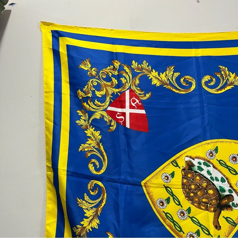 Vintage TURBANTI FABIO Snc SIENA Turtle SCARF 30” X 30” In Great Condition Yellow - Image 5