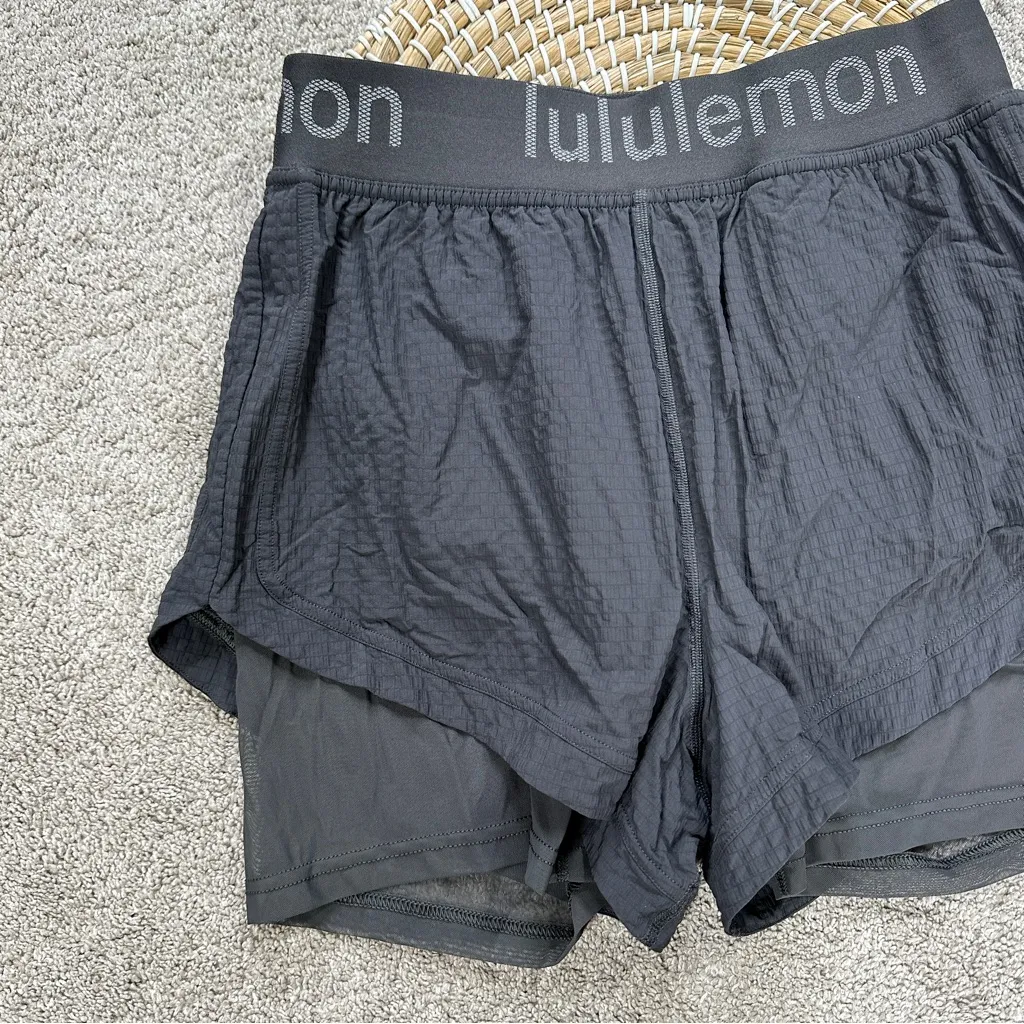 Lululemon Women’s Logo Waistband High-Rise Training Short 3” in Graphite Grey 8 - Image 6