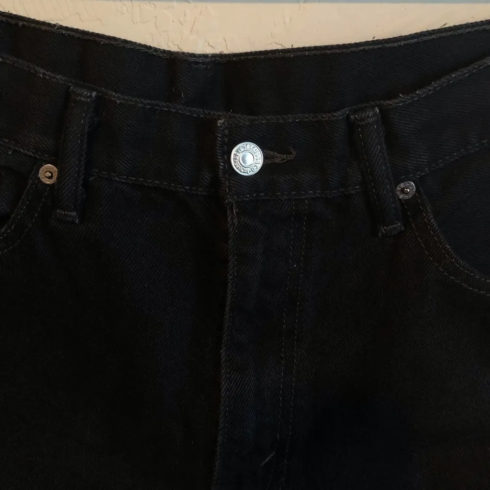 Levi’s 505 Black High‎ Rise Cutoff Denim Shorts - Image 3