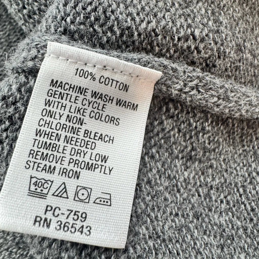 IZOD Two Button Cardigan Size Large - Image 4