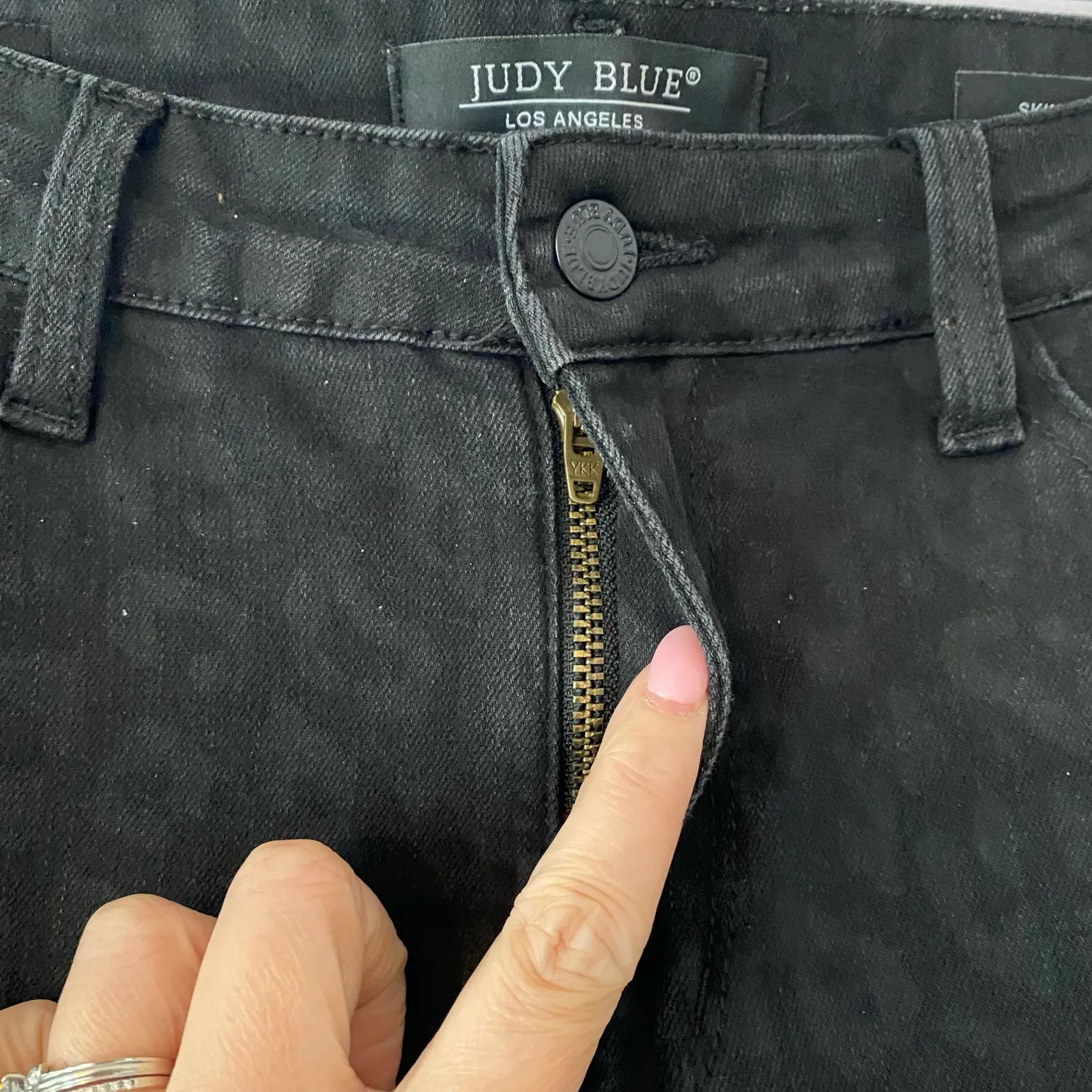 Judy Blue Skinny Fit Black Cheetah Print Jeans Pants Stretch Women's size 9 / 29 - Image 4