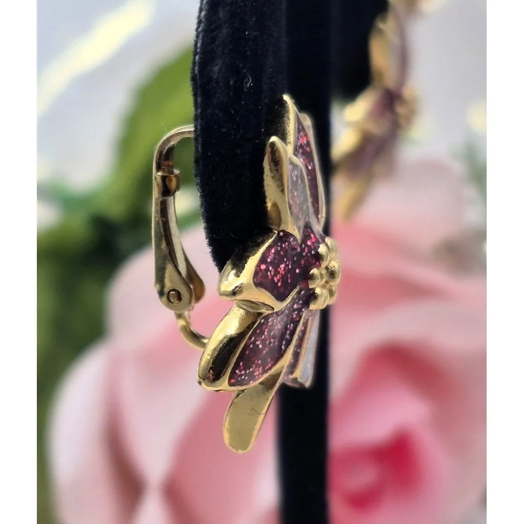 Avon Poinsette Flower Christmas Clip On Earrings Gold Tone & Red Glitter Enamel - Image 4