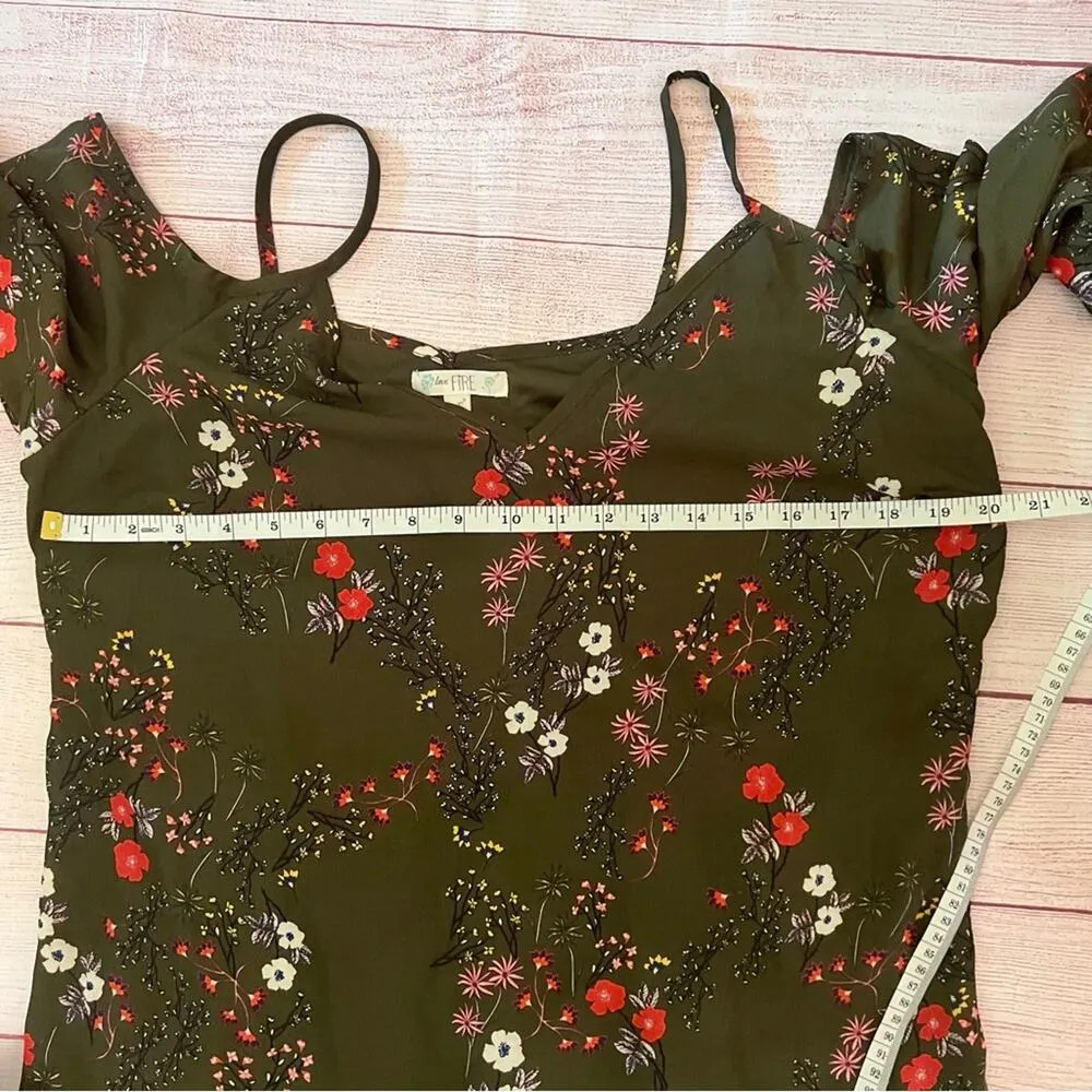Love Fire Women’s Bell Sleeve Olive Combo Floral Dress Sz L Green Size L - Image 3