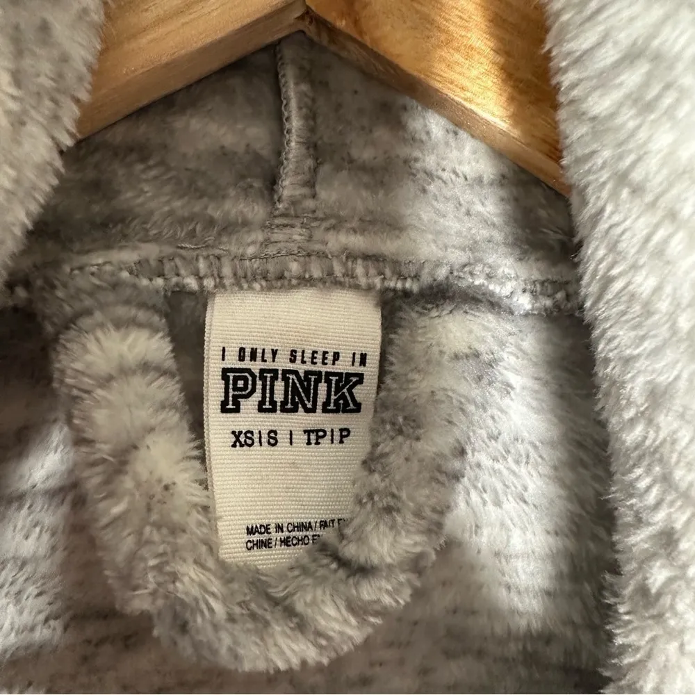 Victorias Secret PINK Gray Gold Sequin Plush Robe Size XS/S - Image 11