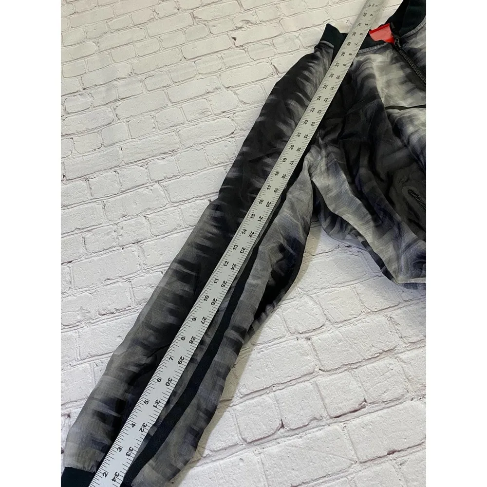 Nike international bomber jacket - Image 10