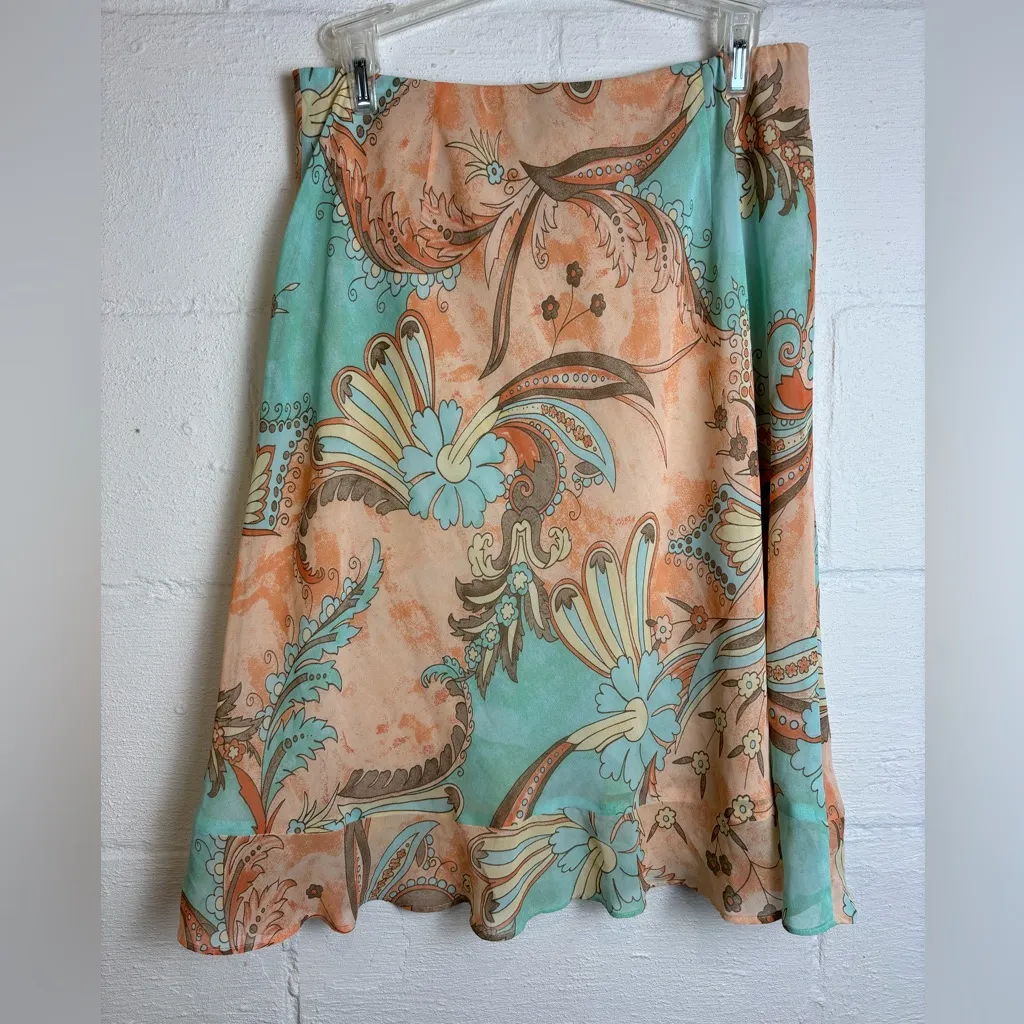 Vintage Apostrophe Petite Y2K Woman’s Flowy Lightweight Floral Printed Skirt - Image 5