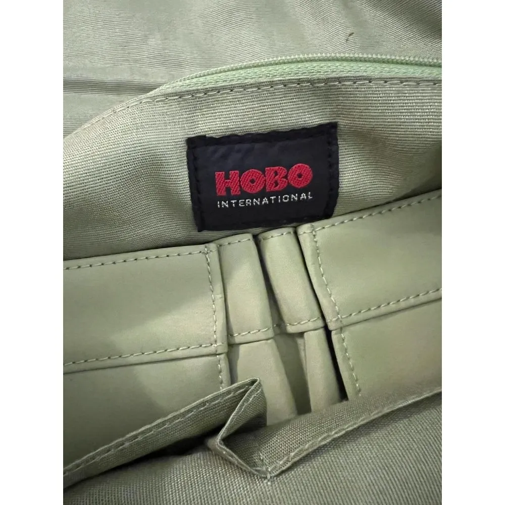 Hobo International black pebbled leather messenger bag purse Soft flap - Image 5