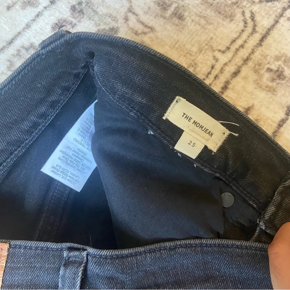 Madewell Black Distressed Mom Jeans - Image 4