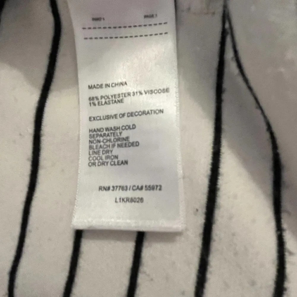 Laundry By Shelli Segal Black and White Striped Sweater - Image 5