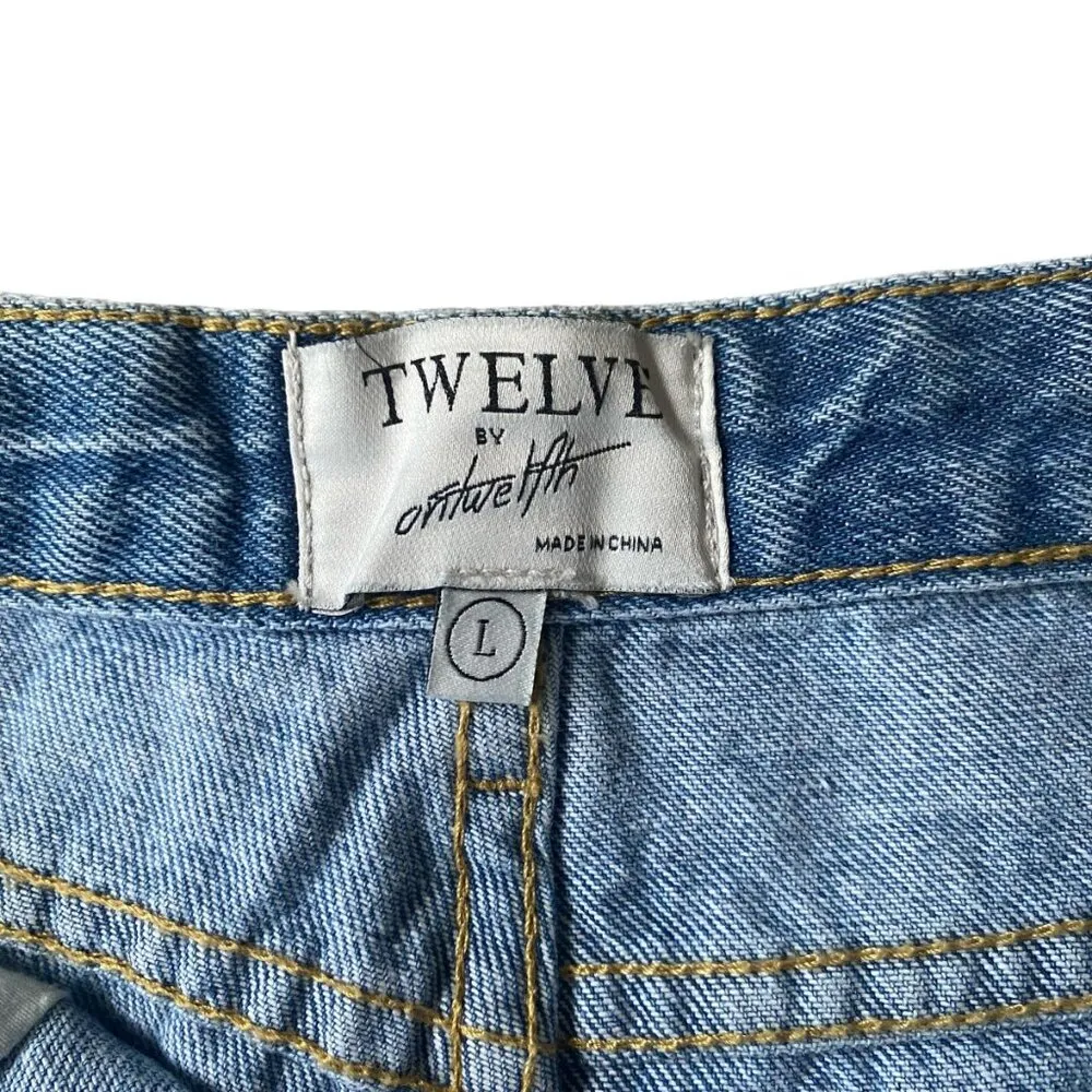 Twelve by Ontwelfth women's Large emmie denim light wash frayed sequin shorts - Image 9