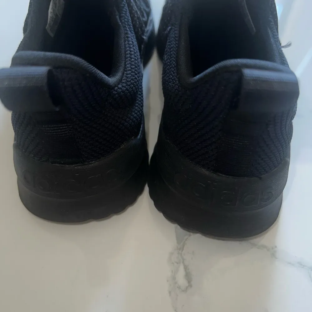 Adidas Running Shoes sz 5 - Image 3