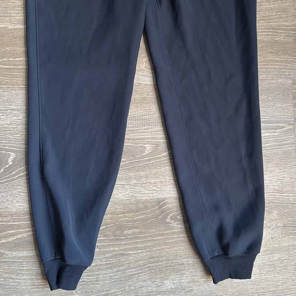Lululemon On The Fly Jogger
True Navy - Image 6