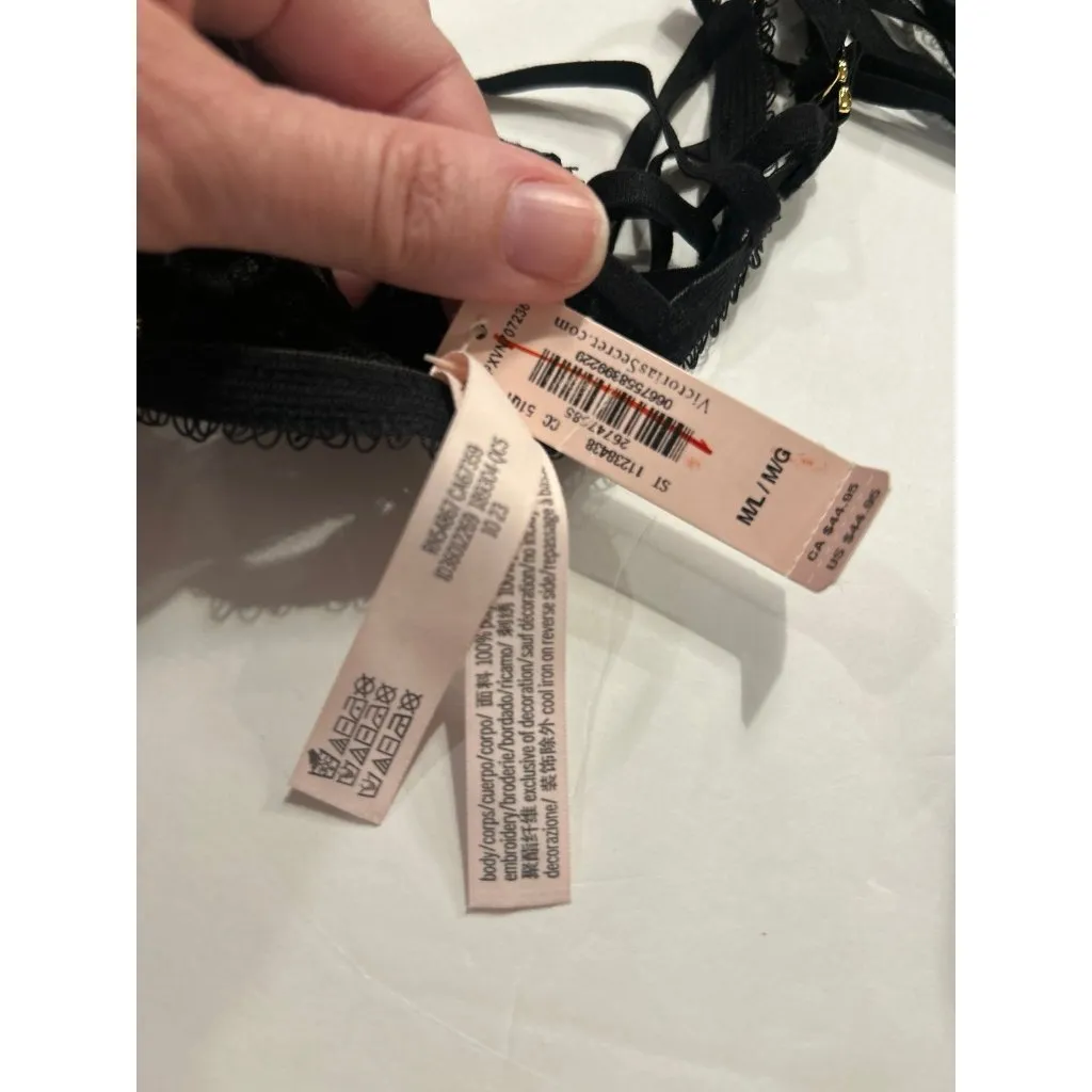 Victoria's secret New lacy black heart garter belt 2023 Medium romantic - Image 5