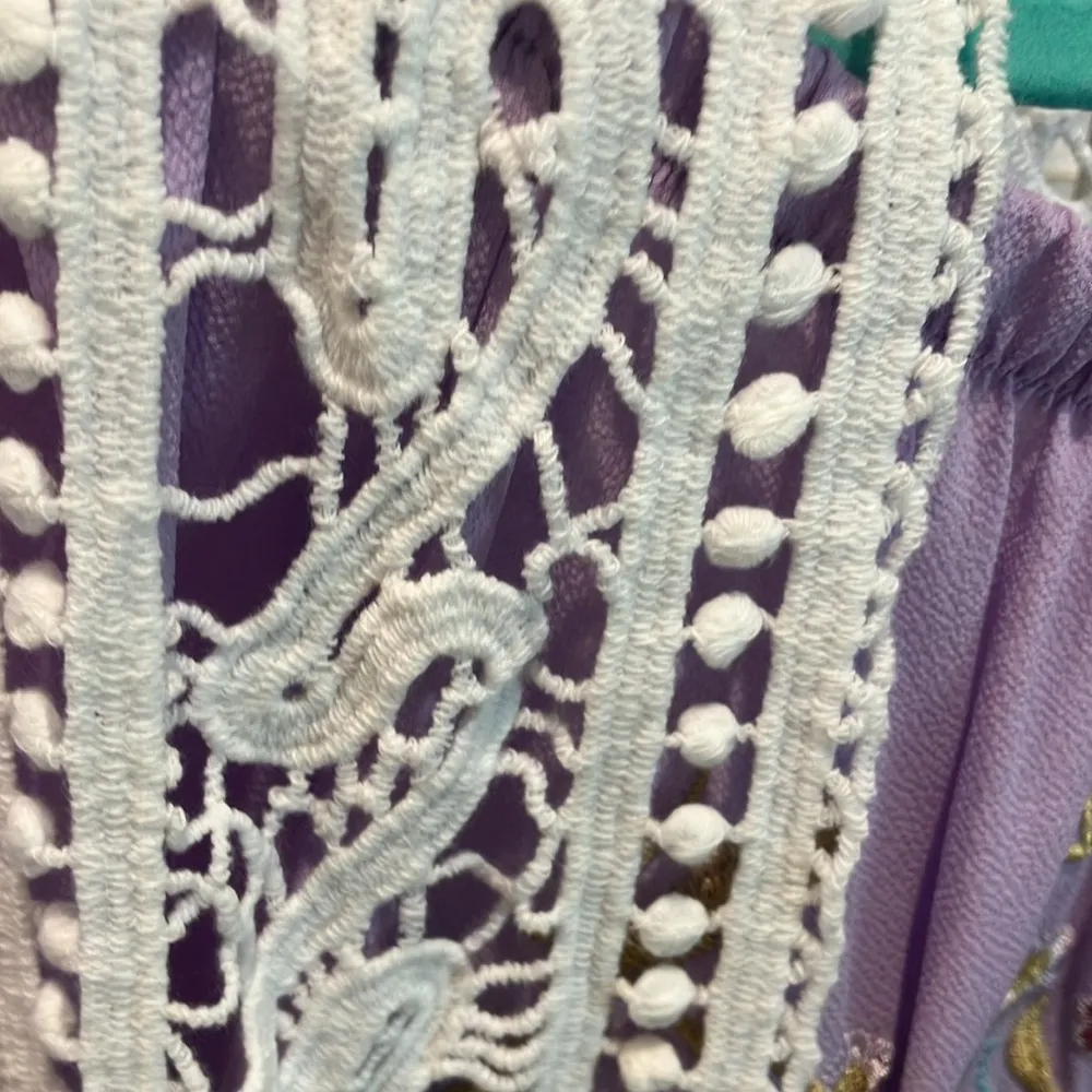 Beautiful crochet lace vest embroidery off shoulder blouse NWOT White Size undefined - Image 3