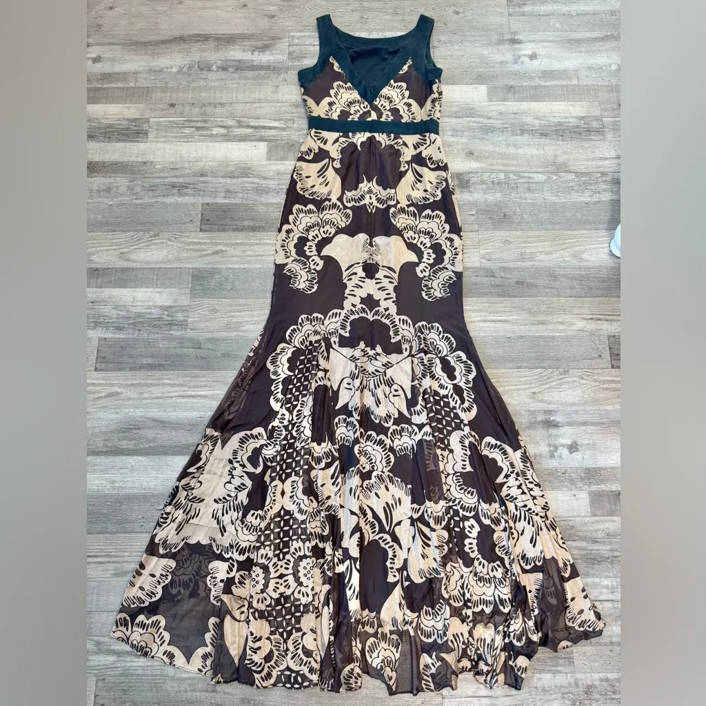 Badgley Mischka brown mermaid cut sleeveless formal dress size 6 G20 - Image 3