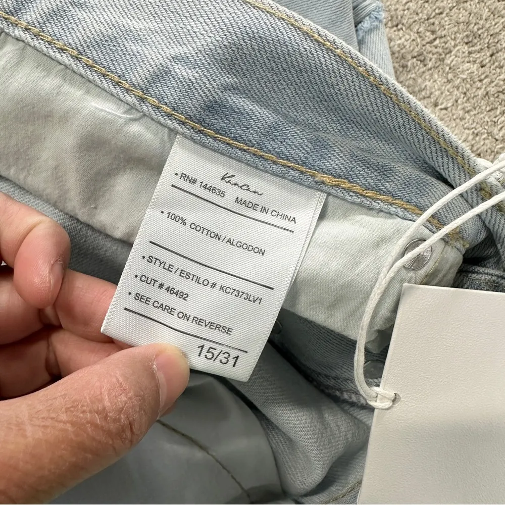 NWT KanCan Montana Ultra High Rise 90s Flare Wide Leg Jeans in Light Wash 15/31 Blue Size undefined - Image 12