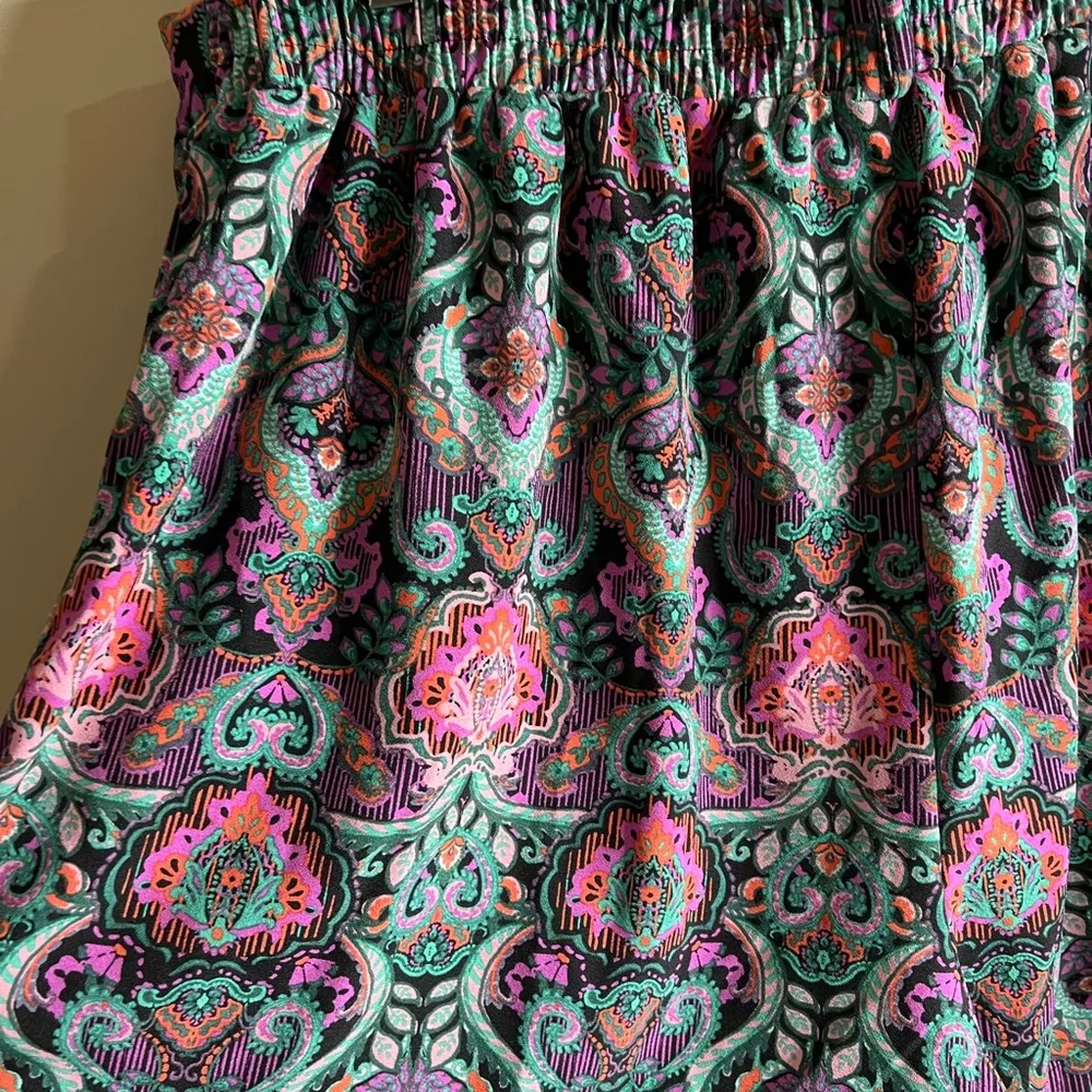 Torrid  size 2 Vibrant Patterned Women's Shorts - Image 11