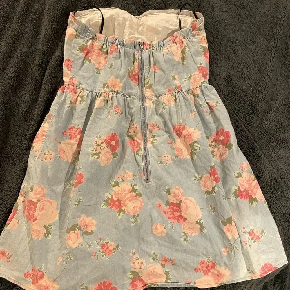 Strapless Forever 21 Floral Dress - Image 3