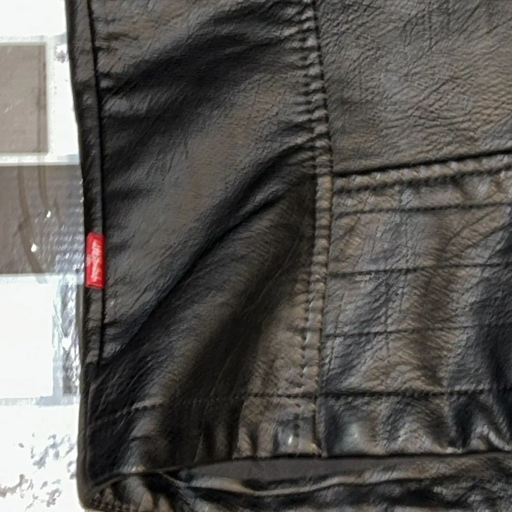 Levi's The Classic Faux Leather Moto Jacket - Image 12