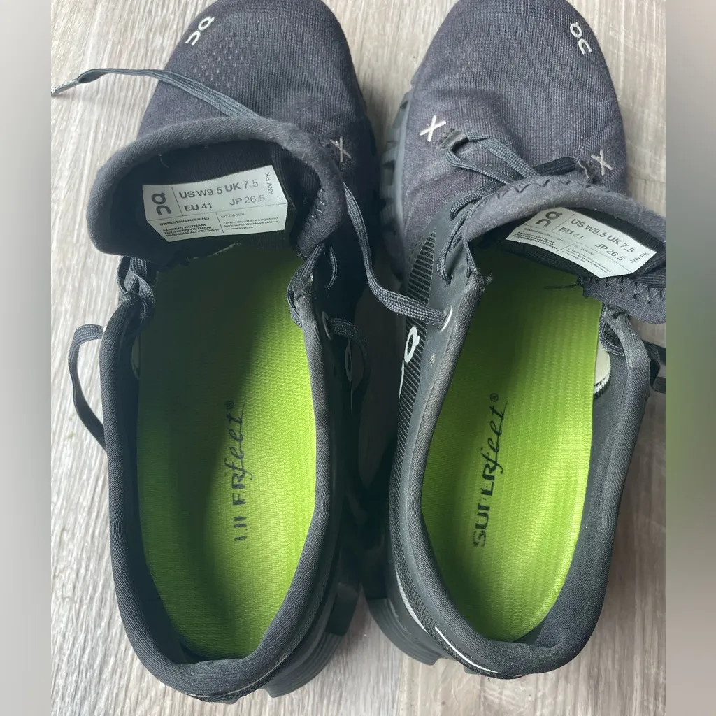On Running Cloud X 3 Sneakers 9.5 + Superfeet Insole Size D Running Lightweight Black - Image 8