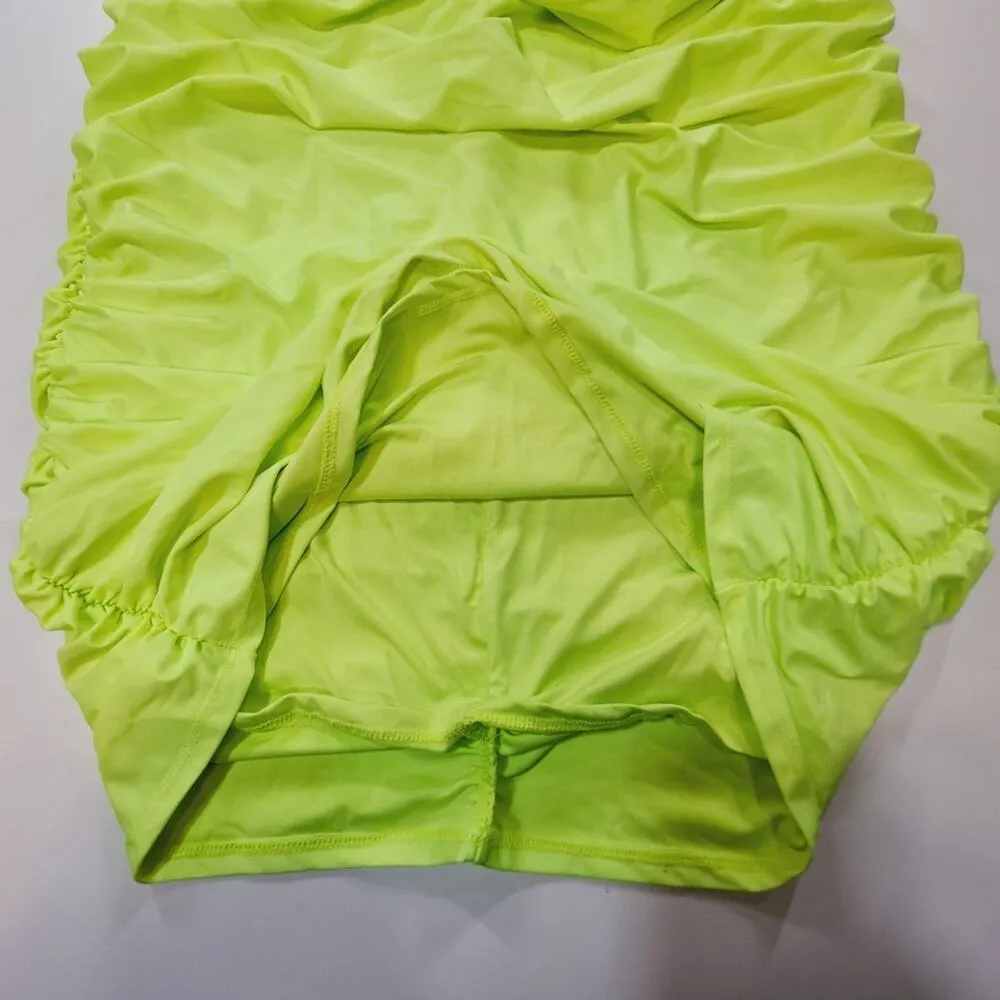 Good American Satin Ruched Tube Maxi Dress in Electric Lime002 4XL - Image 4