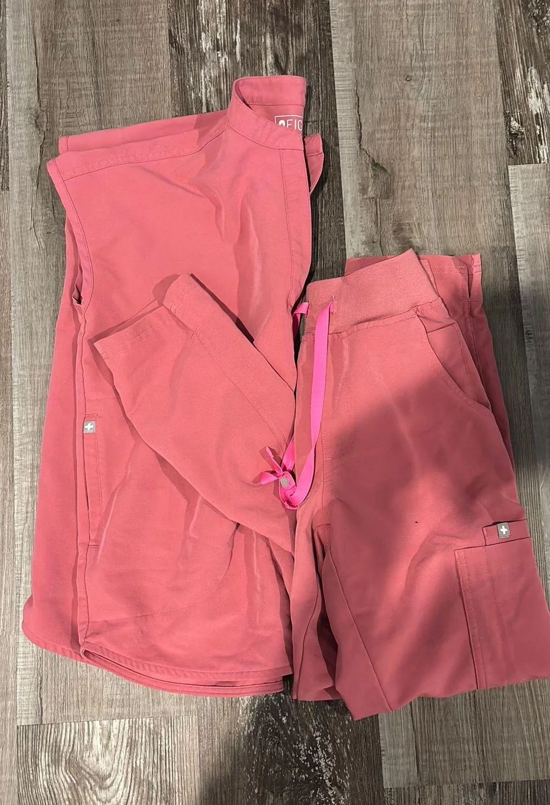 Rose Scrubs Set - Image 3