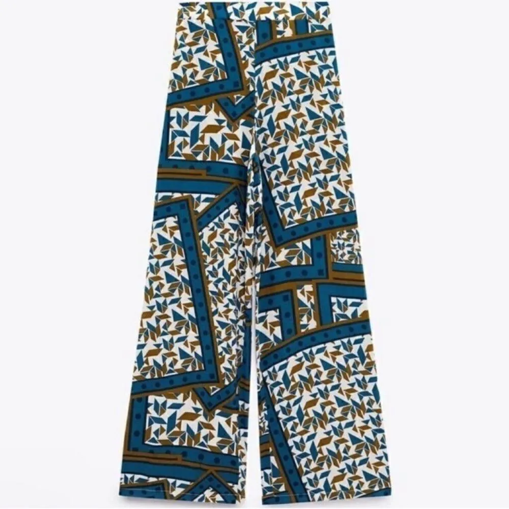 Zara Printed Pants Blue/Brown Set(Size Top
Medium/ Bottom Small) - Image 7