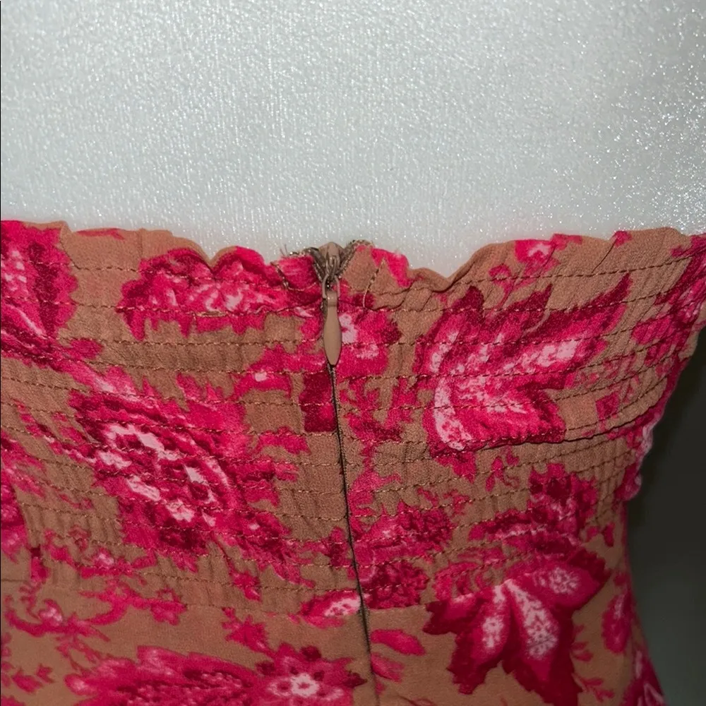 White Fox. Pink Floral Ruffle Dress - Image 9