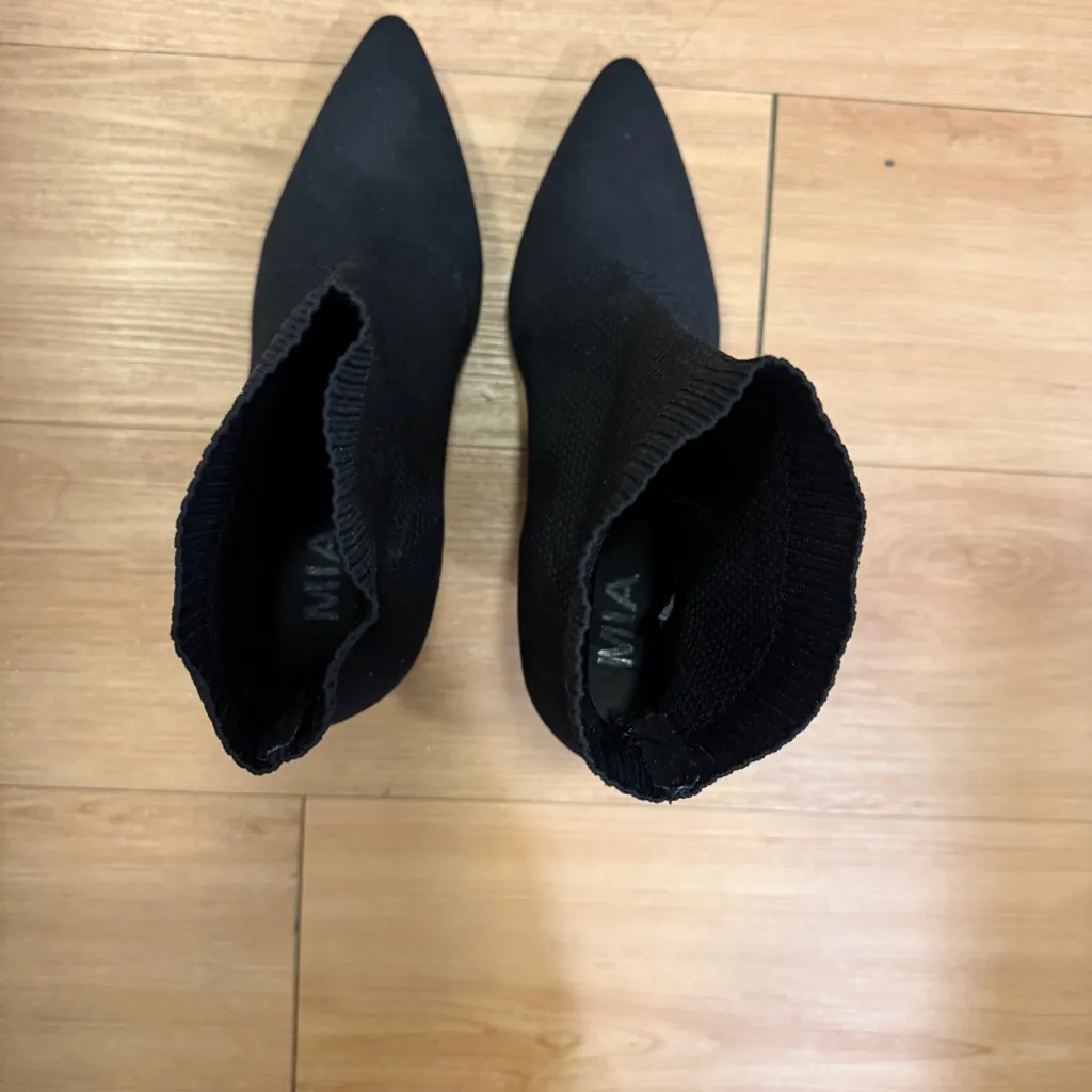 Black Women's Ankle Sock Booties - Image 6