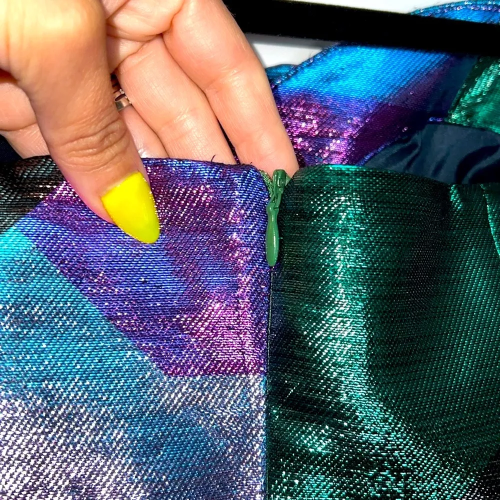 NWT Pardens Topwear Randi Metallic Crop - Image 3