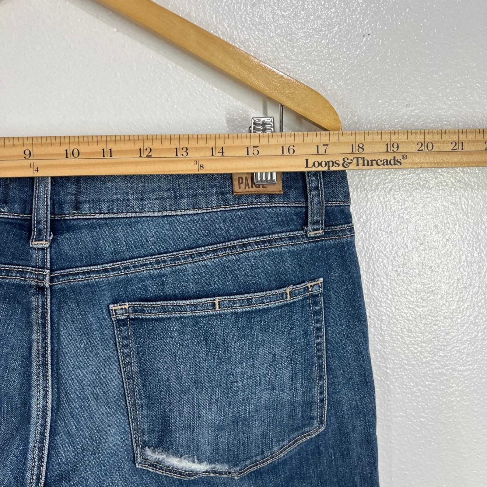 Paige Jax Knee Shorts Womens Size‎ 30 Blue Denim Stretch Cuffed Hem Mid Rise - Image 6