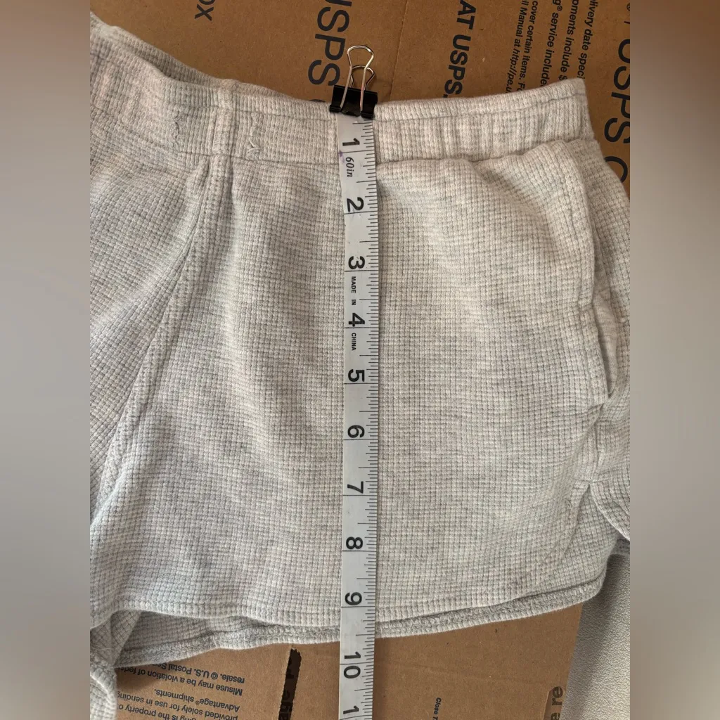 Brandy Melville Booty Shorts gray waffle knit - Image 8